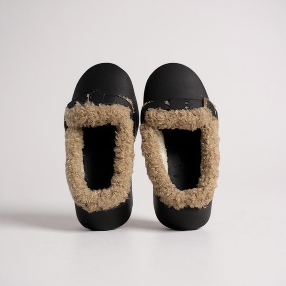 Cozy Tan Fur-Lined Slip-On Ankle Boots Size 8 - Picture 7 of 8